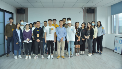 中管院攜手成都華心生樂，共啟教育咨詢新篇章——費(fèi)城教育咨詢授牌儀式暨策劃服務(wù)解讀